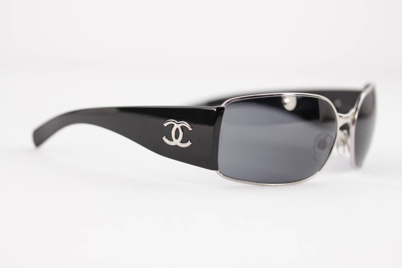 chanel sunglasses case