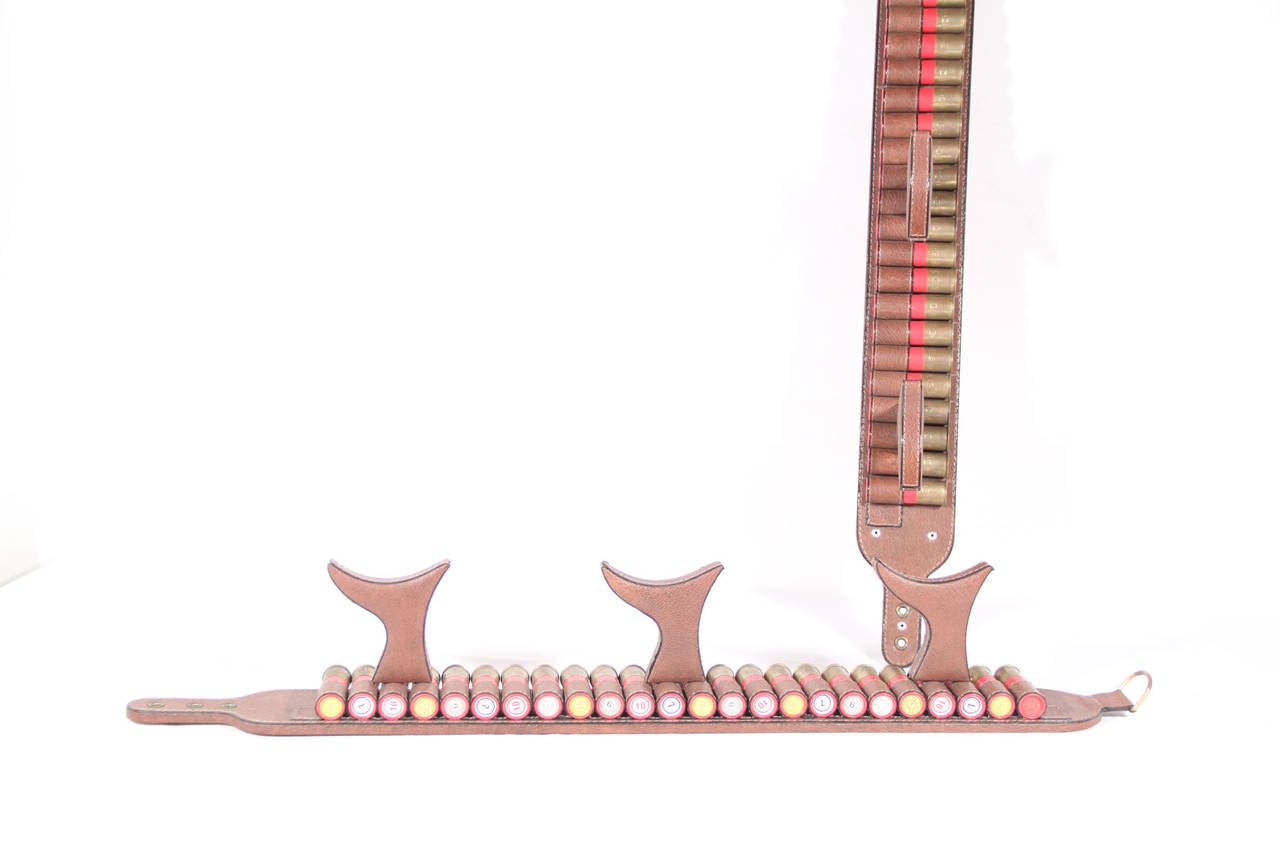 GUCCI Auth VINTAGE Brown 3 GUN RACK Rifle Wall Display w/ Fake BULLETS