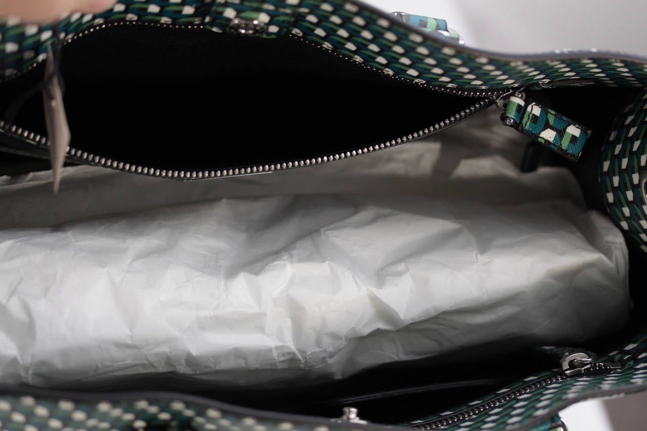 PRADA Green SAFFIANO PRINT Leather SHOPPING BAG Large Tote HANDBAG VA1016 3