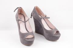 MIU MIU Italian Grey Gray Suede Peep Toe MARY JANE WEDGE SHOES Sz 39 1/2