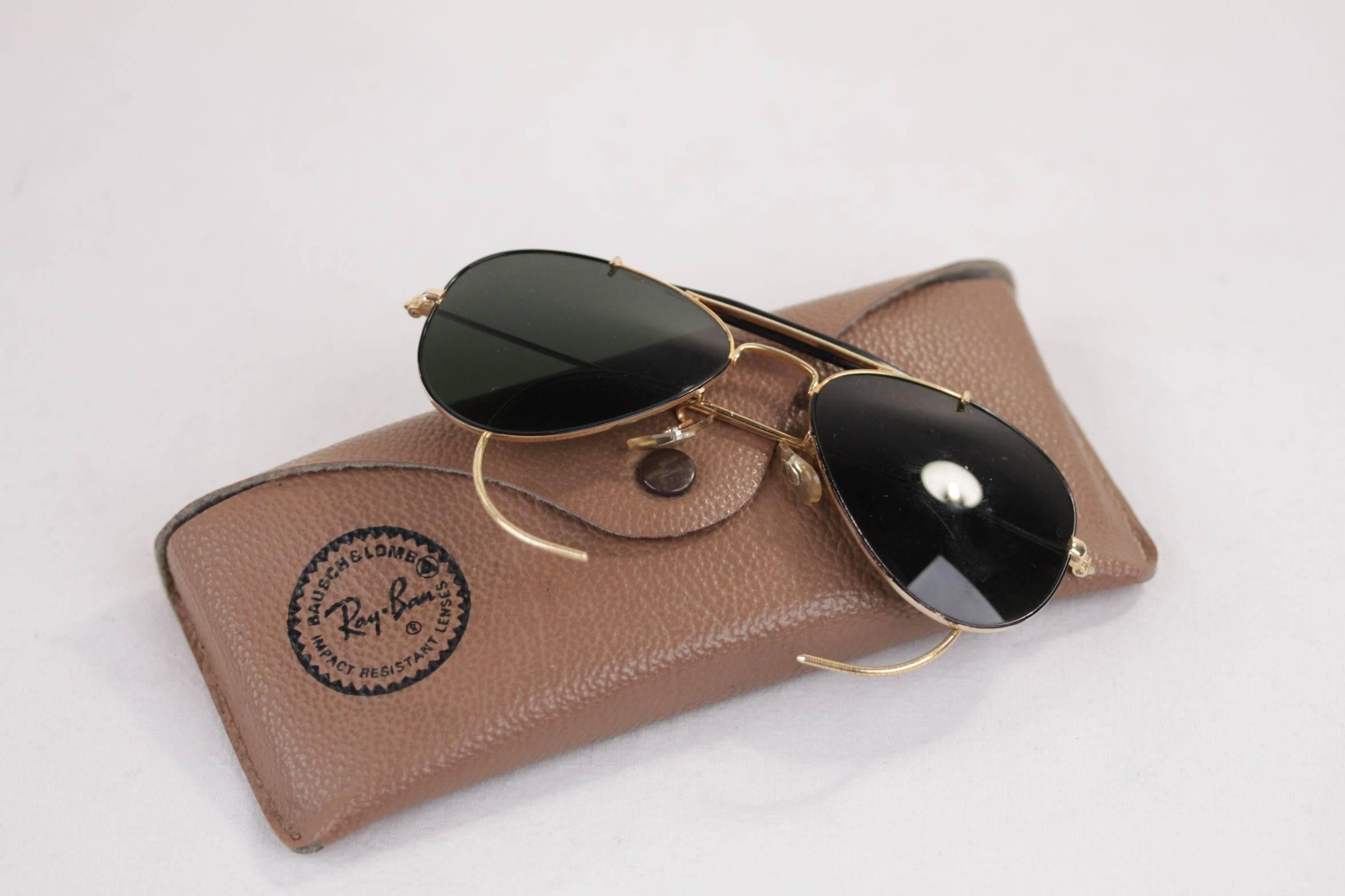 RAY BAN B&L Black & Gold small OUTDOORSMAN AVIATOR Sunglasses with CASE 1