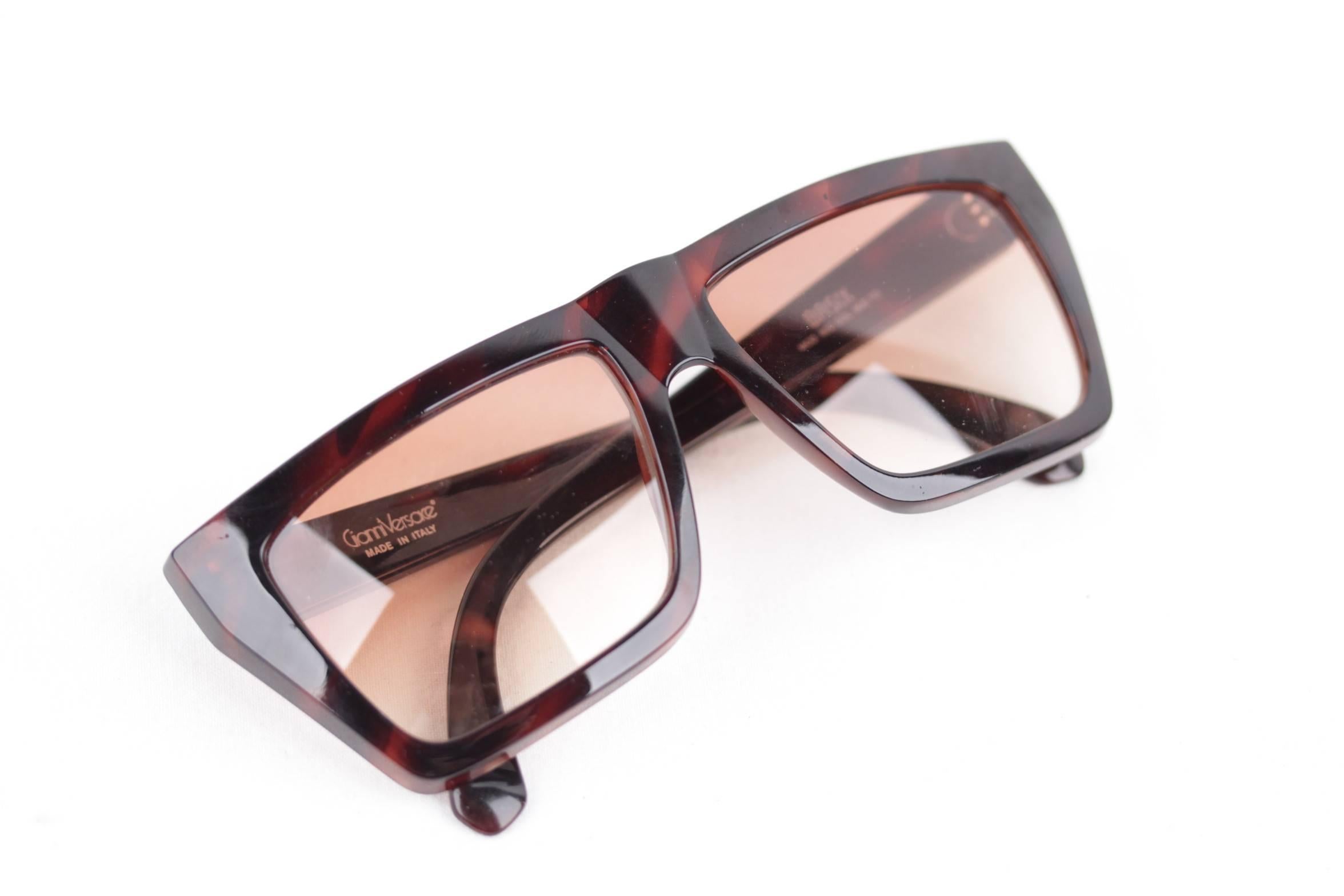 Women's or Men's GIANNI VERSACE vintage Brown SUNGLASSES Mod. BASIX 622 col. 900 TO eyewear MY