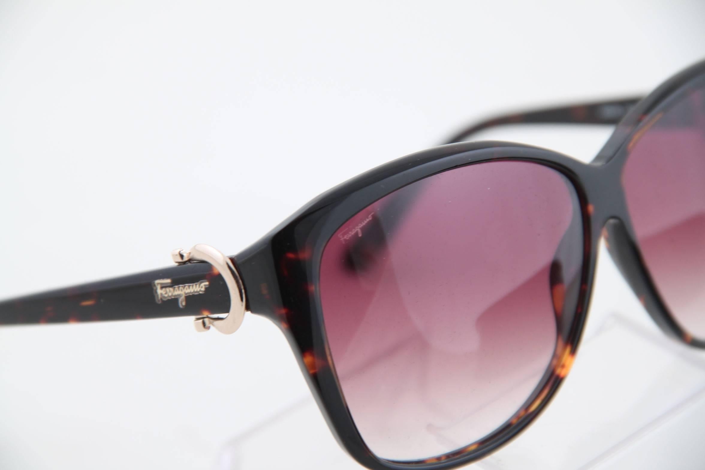 Pink SALVATORE FERRAGAMO Italian SUNGLASSES  SF 610S 214 130 Eyewear w/CASE