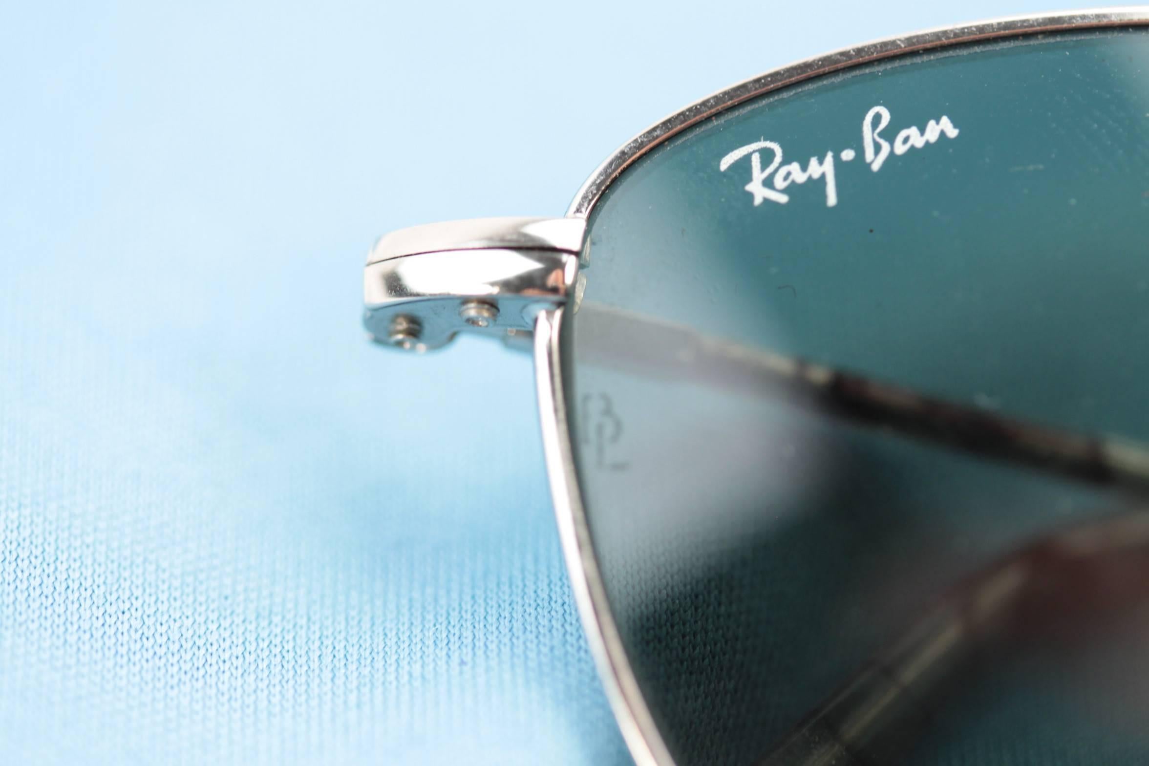 Women's or Men's RAY BAN B&L Vintage SUNGLASSES W2657 Silver metal g-15 green EYEWEAR w/CASE