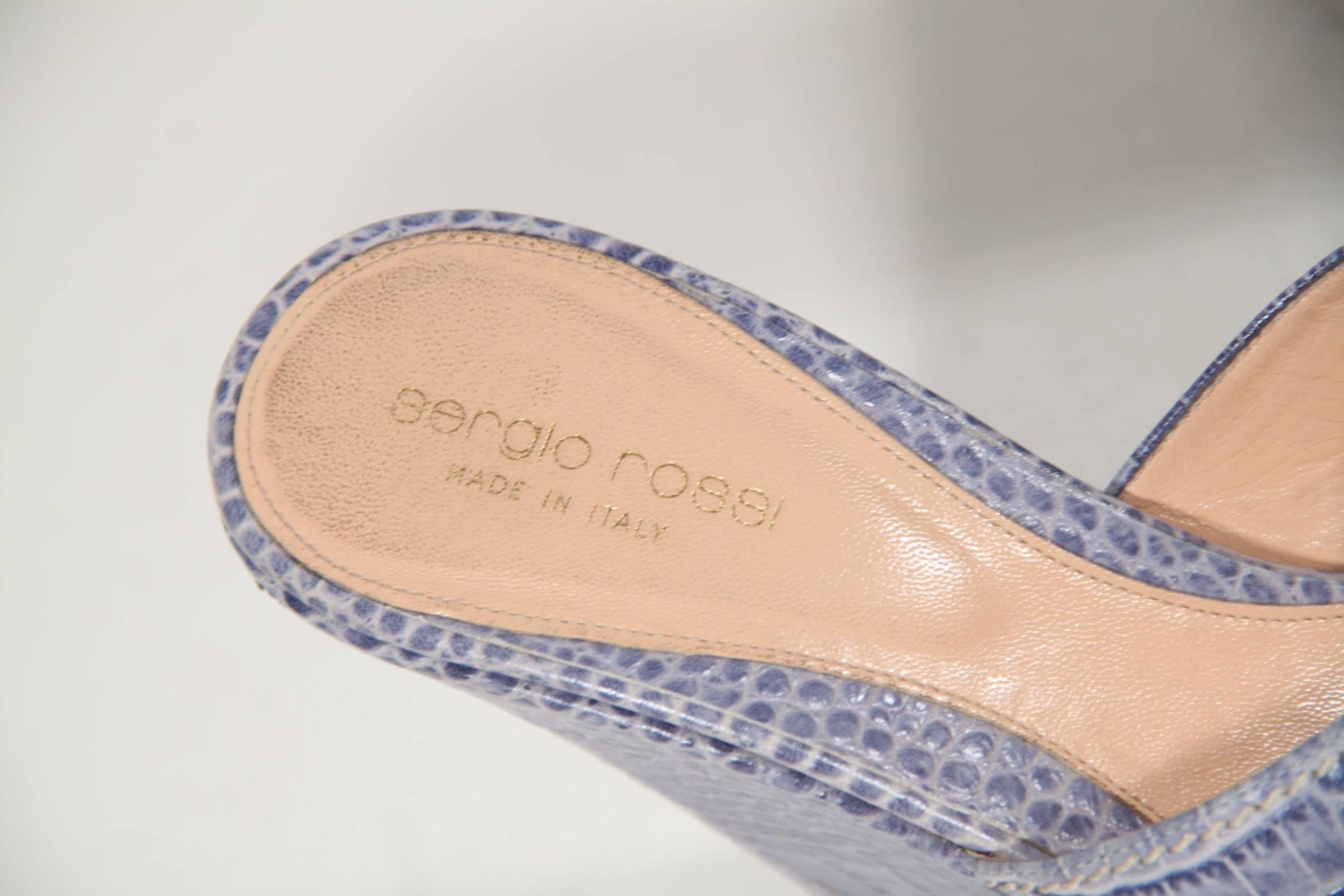 SERGIO ROSSI Light Blue EMBOSSED Leather WEDGE SHOES Platform  SZ 39 1/2 ST In Excellent Condition In Rome, Rome