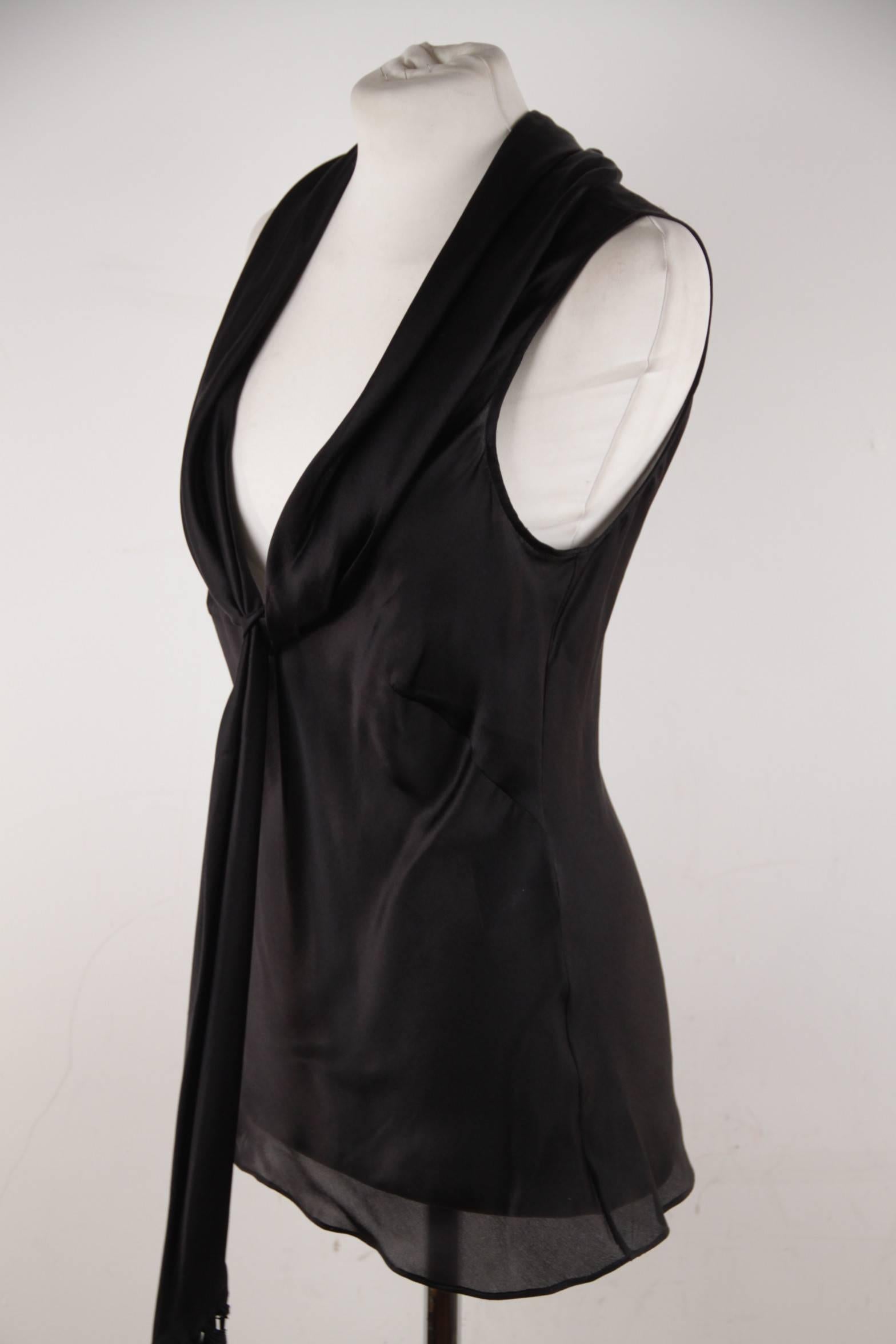 ALEXANDER McQUEEN Black Silk Sleeveless BLOUSE Top w/ TIE NECK Detail 42 IT In Good Condition In Rome, Rome