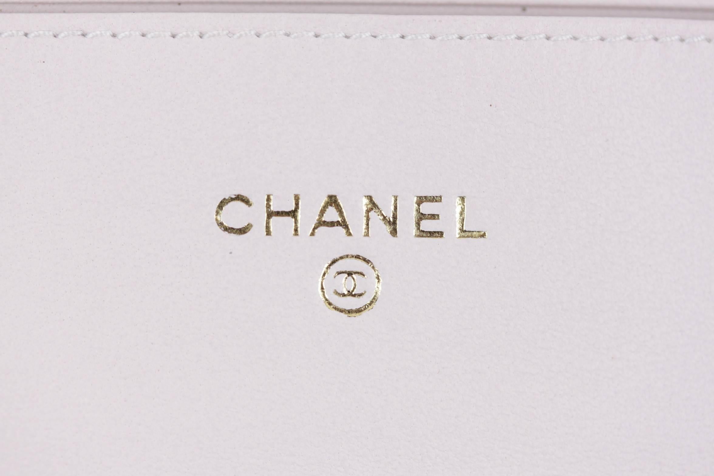 CHANEL Lilac TRAVEL LINE Jacquard Canvas CONTINENTAL WALLET w/ CC LOGO 2