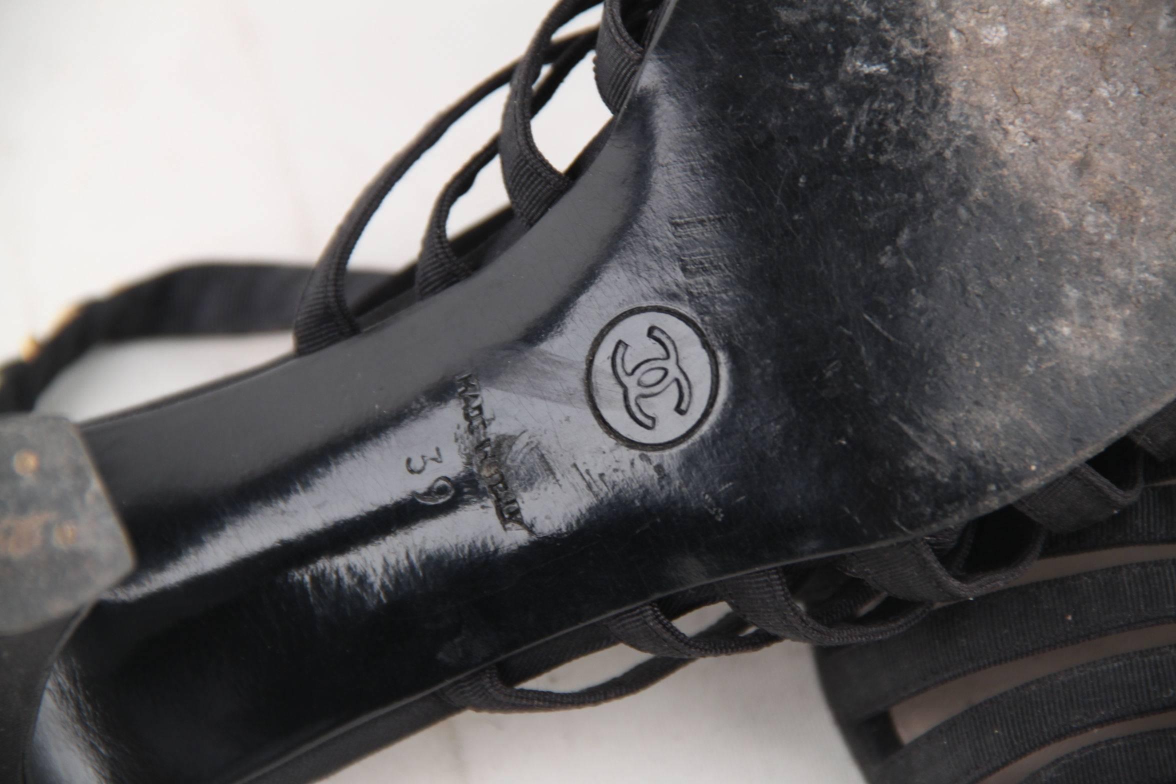 Women's CHANEL Vintage Black Fabric SLINGBACK PUMPS Heels SHOES w/ CHAIN sz 39