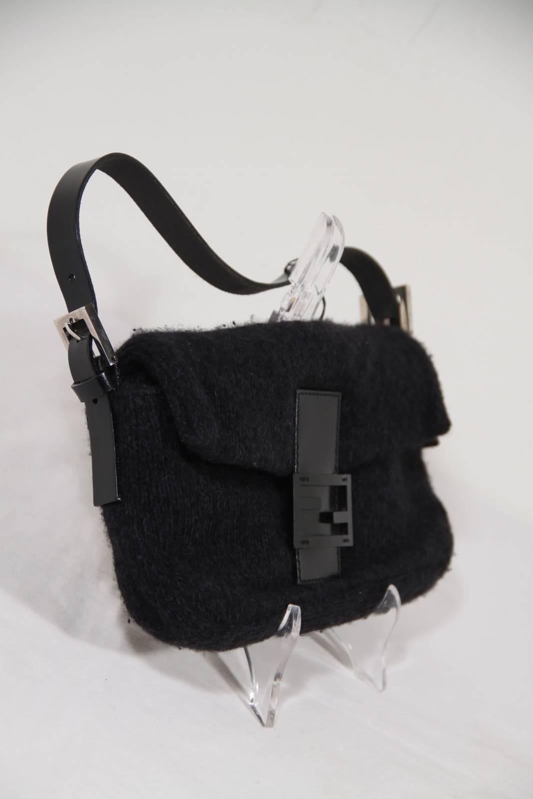 FENDI Italienisch Schwarz CASHMERE Knit BAGUETTE BAG Umhängetasche HANDBAG Geldbörse Damen
