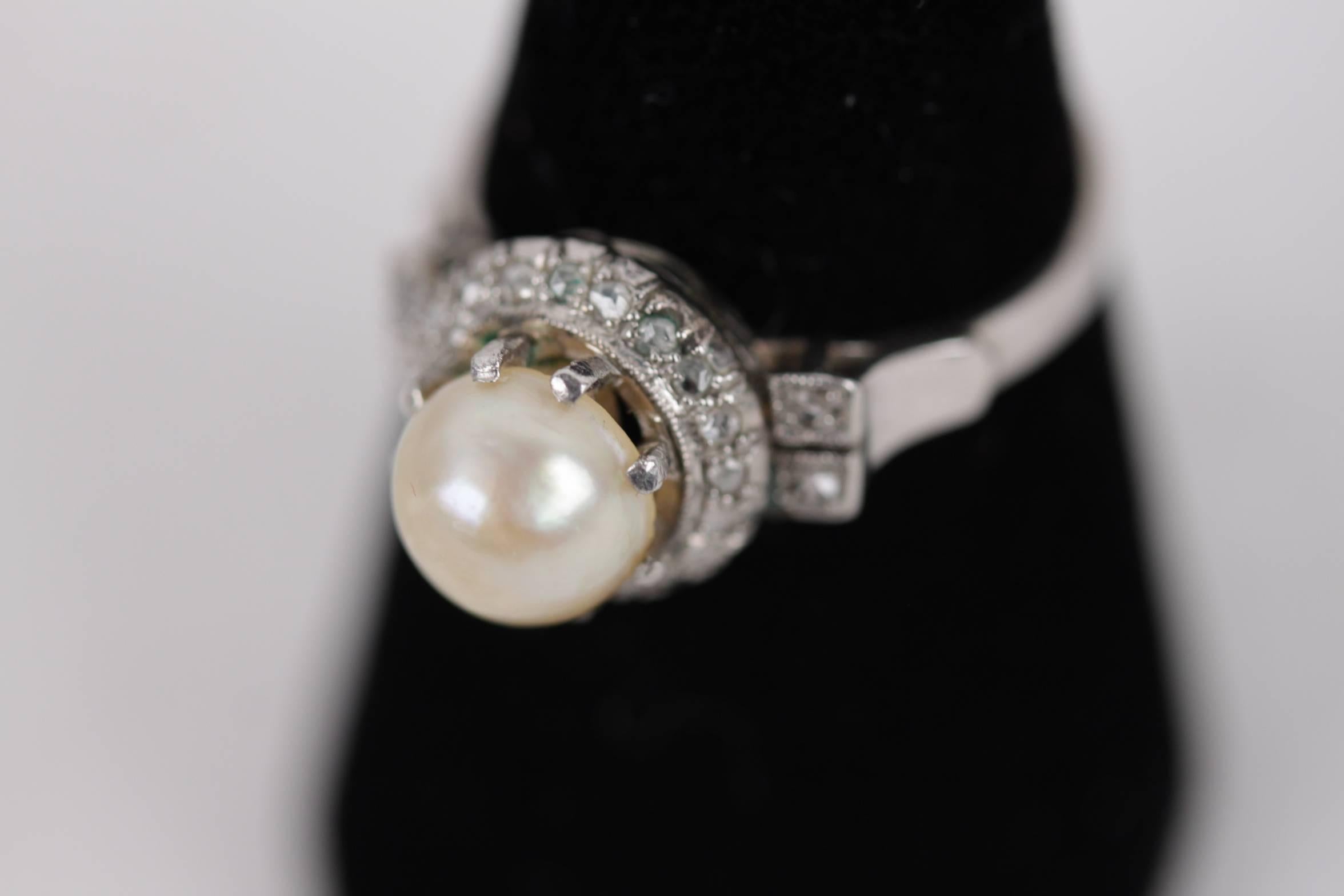 Vintage Italian Platinum Ring with Natural Pearl and Small Diamonds 4