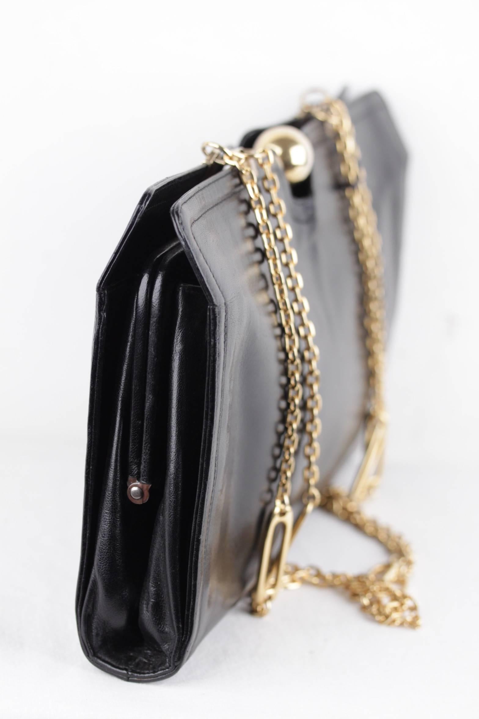 BOTTEGA VENETA Vintage Black Leather CLUTCH Handbag SHOULDER BAG Chain Strap In Fair Condition In Rome, Rome
