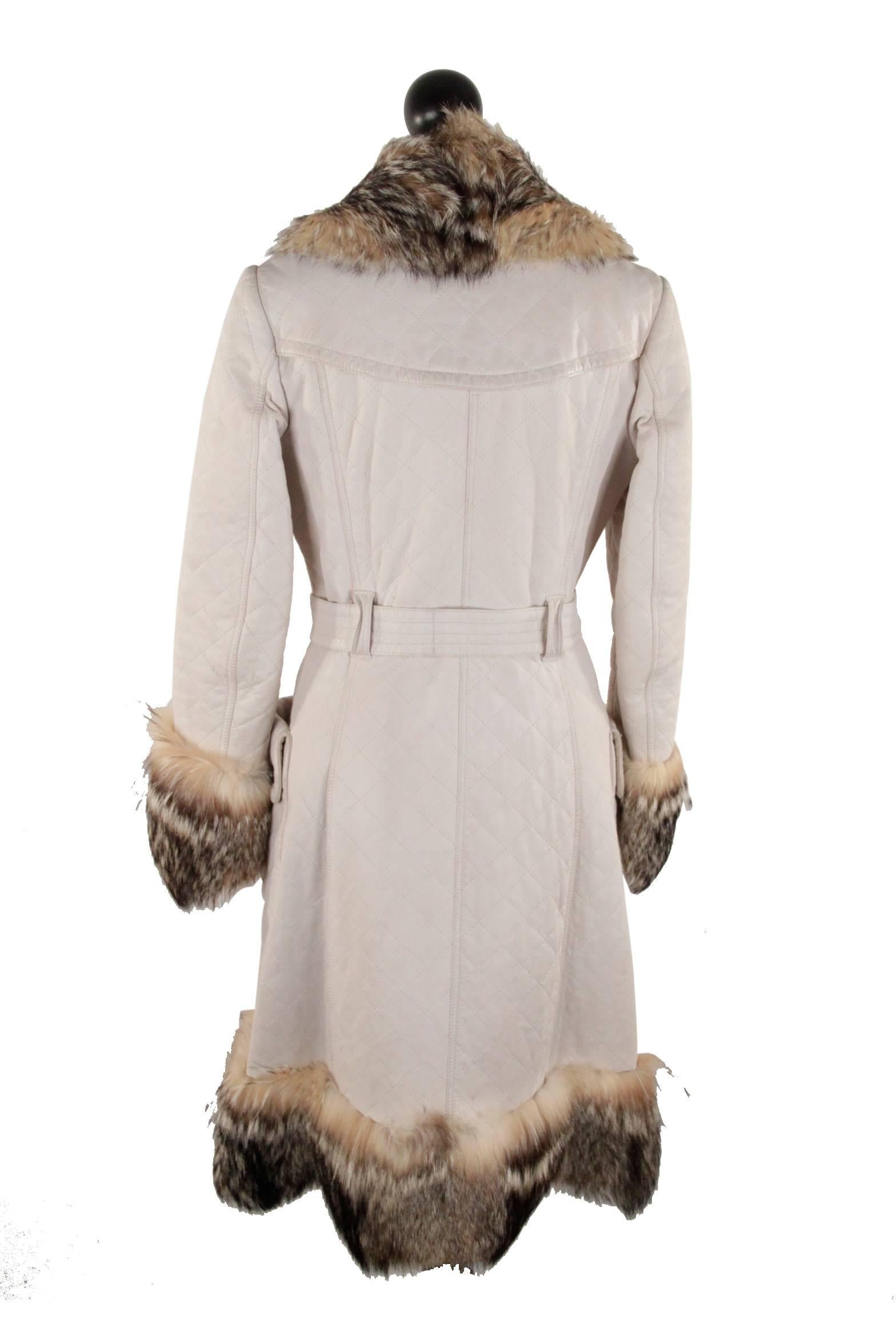 Women's Burberry Off-white Quilted Leather Double Breasted Coat With Fur Trim 