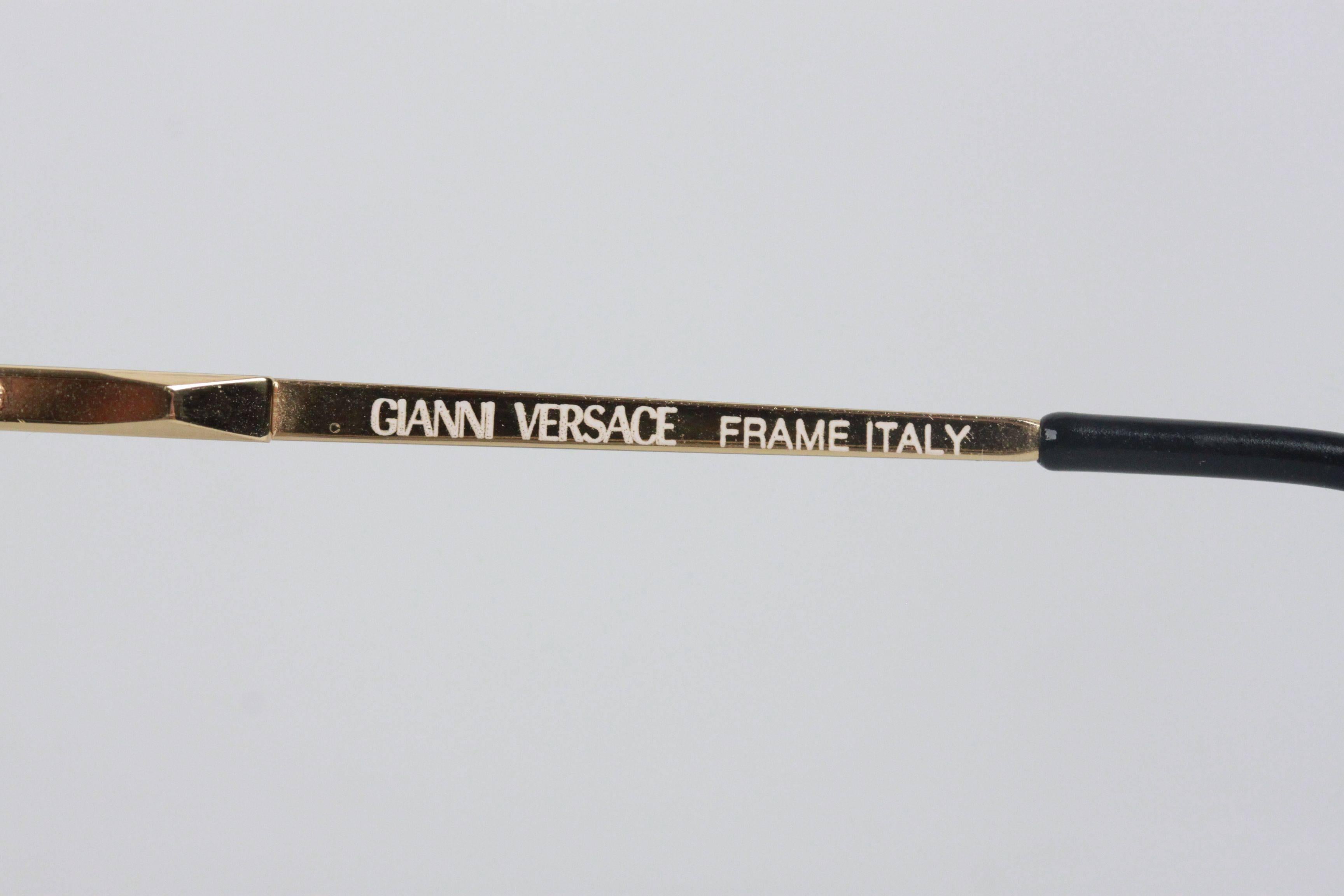GIANNI VERSACE VINTAGE Shield Mask SUNGLASSES Mod S91 Col 09M In Excellent Condition In Rome, Rome