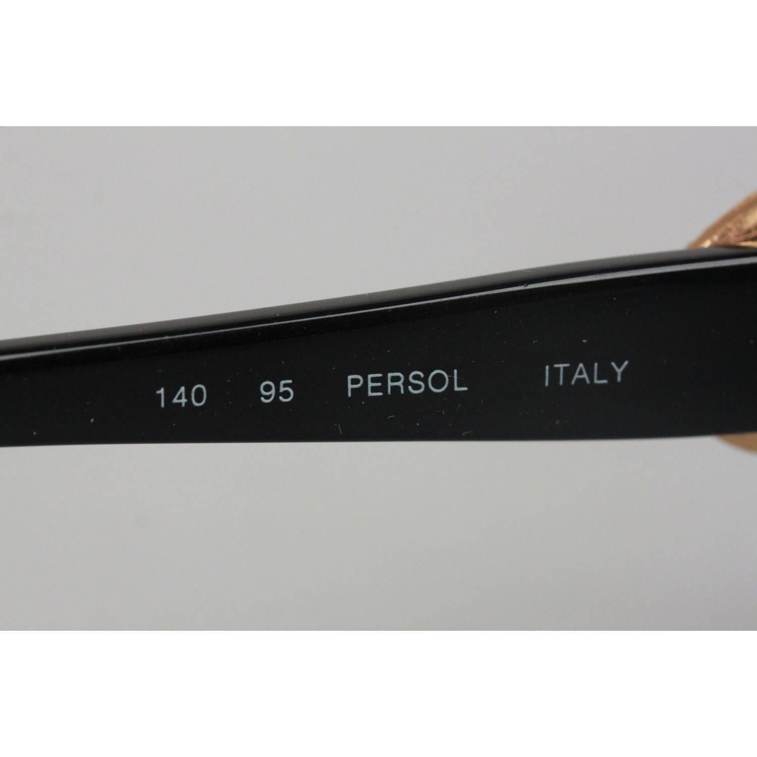 MOSCHINO by PERSOL Vintage Black MINT SUNGLASSES MC824 53mm HEARTS In New Condition In Rome, Rome