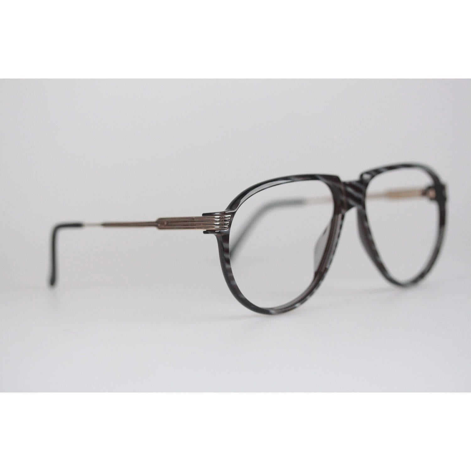 Christian Dior Monsieur Vintage Black Striped Frame Eyeglasses 2266 60mm 135 NOS In Excellent Condition In Rome, Rome