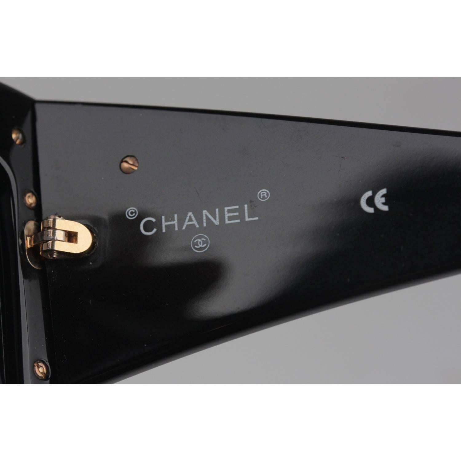 Women's Chanel Vintage Rare Mint Black LADY GAGA Sunglasses model 01455, 1990s