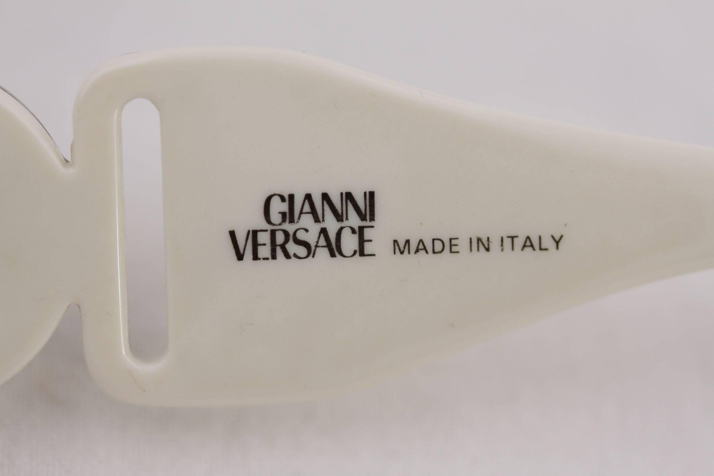 GIANNI VERSACE RARE Vintage White MEDUSA SUNGLASSES Mod 413/E Col 850 Shades  AS at 1stDibs | versace white sunglasses