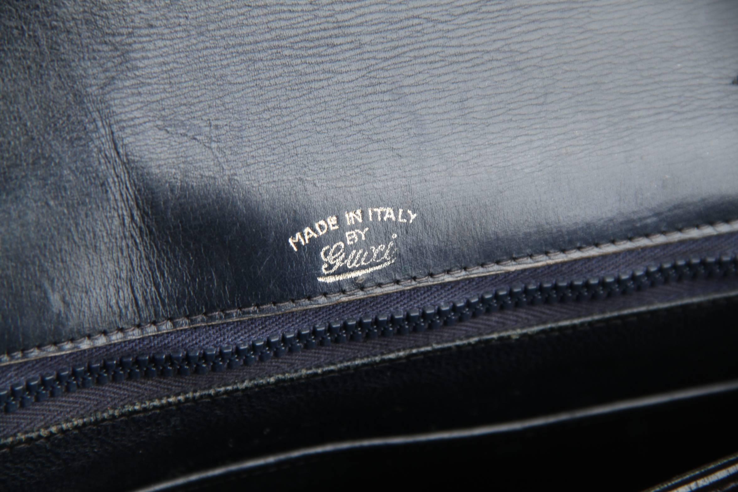 GUCCI Italian VINTAGE Black Patent Leather BAMBOO BAG Handbag PURSE Rare 3