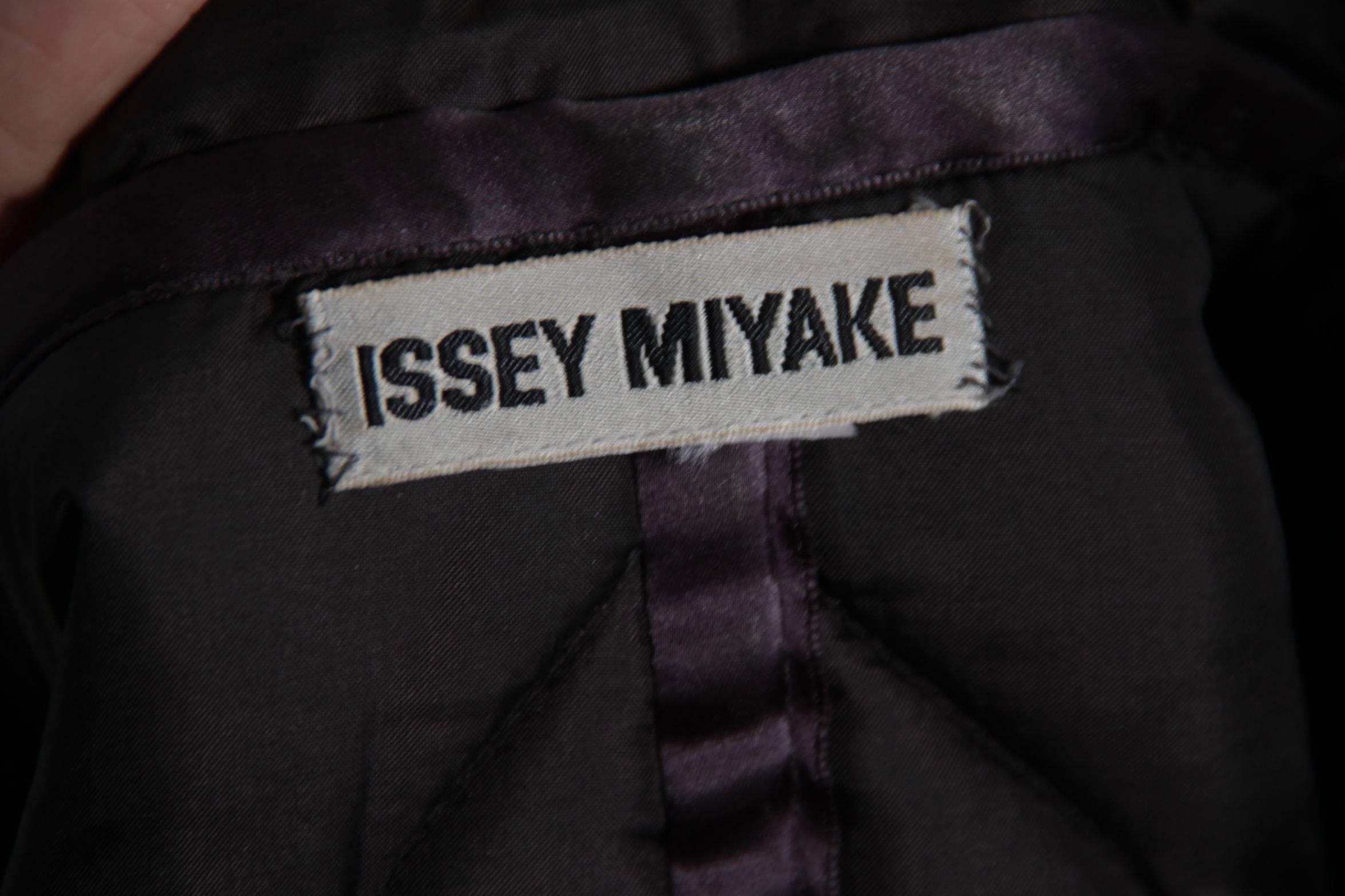 ISSEY MIYAKE Black QUILTED Poly Fabric PADDED JACKET Puffer SIZE S 2