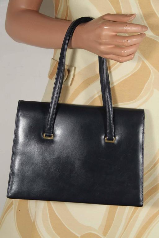 GUCCI Italian VINTAGE Navy Blue Leather HANDBAG Tote PURSE w/ Bakelite