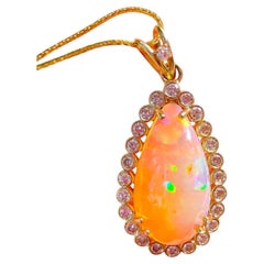 14K Solid Yellow Gold 3.95CT Pear Shaped Natural Opal Necklace in 14K Solid Gold