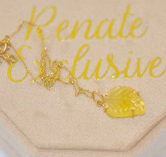 14 K Solid Yellow Gold Carved Yellow Tourmaline Leaf Pendant Charm Necklace.