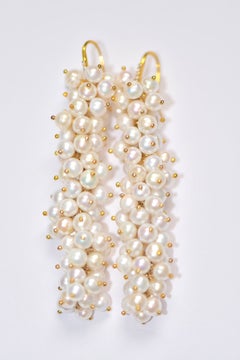 Orecchini con perla coltivata bianca e oro giallo massiccio 14K