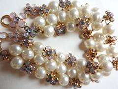 Vintage ✿*ﾟ96P Chanel Pâte de verre Gripoix Glass Pearl Flower bracelet