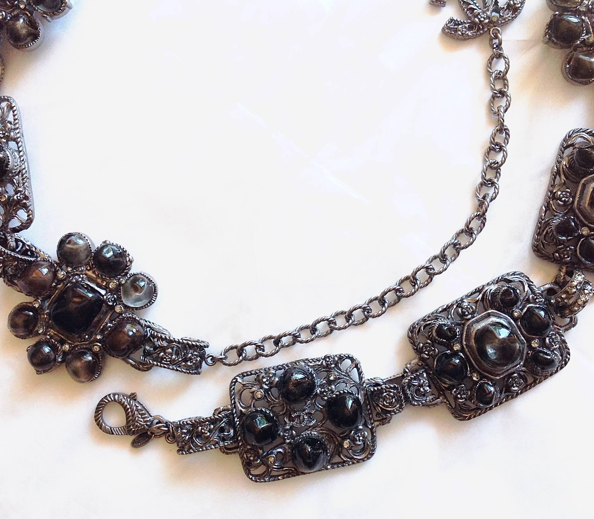 CHANEL ✿*ﾟGRANDEUR Chunky SEE THROUGH Gripoix Poured Glass Flower Necklace Belt For Sale 2