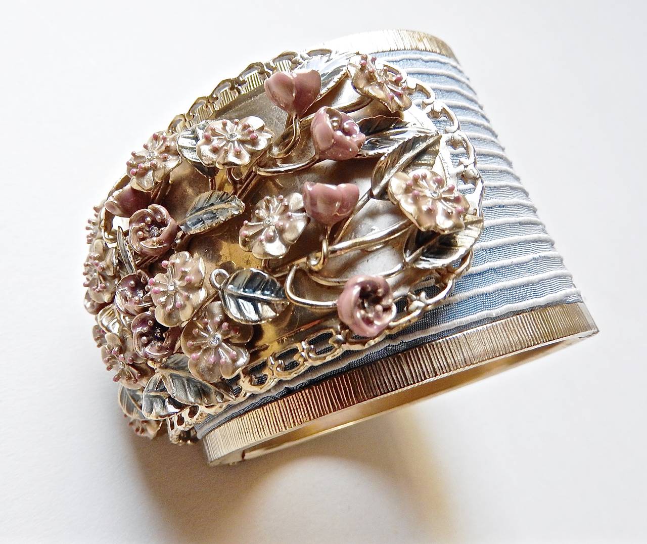 Women's 13C Chanel ROYALE HIP-HOP Lavish Solid Brass Flower Cuff Bracelet