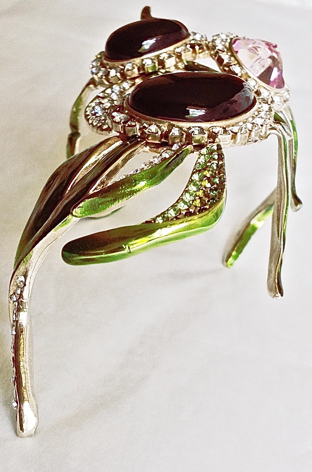 Women's Yves Saint Laurent YSL Magnificent 12CM  Glass 3D Flower Cuff Bracelet For Sale