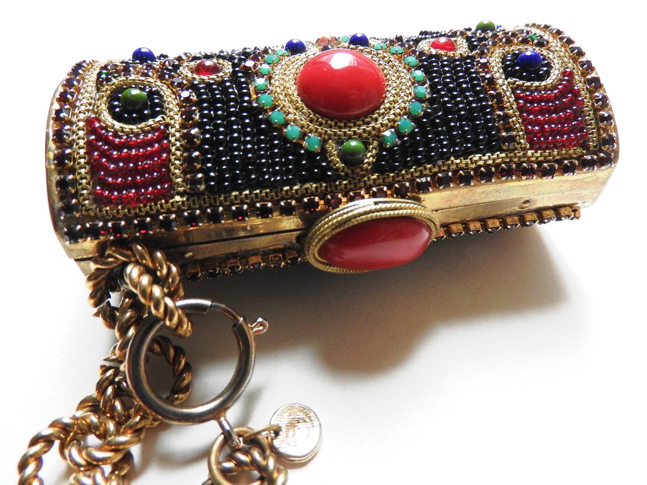 Chanel Vintage 80's Museum Quality Jewelled Metal Purse Clutch Necklace For Sale 6