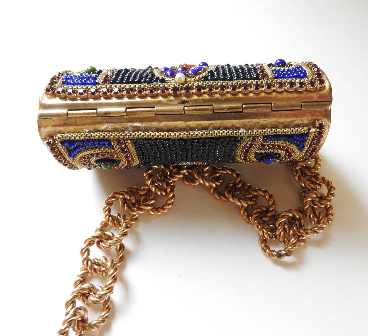 Chanel Vintage 80's Museum Quality Jewelled Metal Purse Clutch Necklace For Sale 3