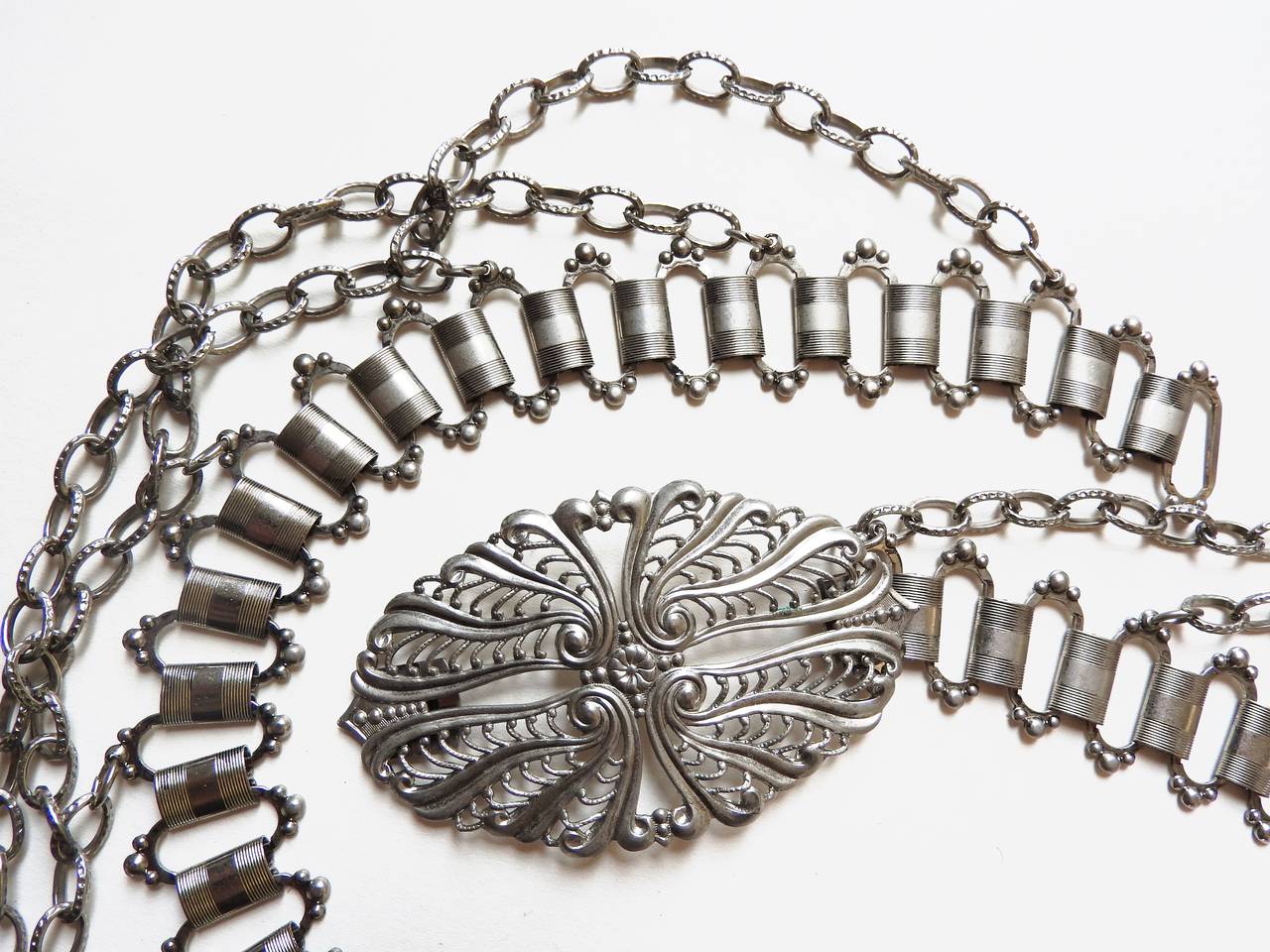 vintage CHRISTIAN DIOR ✿*ﾟVersatile Pewter Metal Chain Necklace Belt For Sale 5