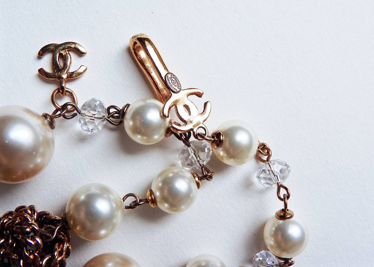 Chanel ✿*ﾟ Luscious LARGE CREAMY  Glass Pearls Gold Nugget Crystals Necklace For Sale 1