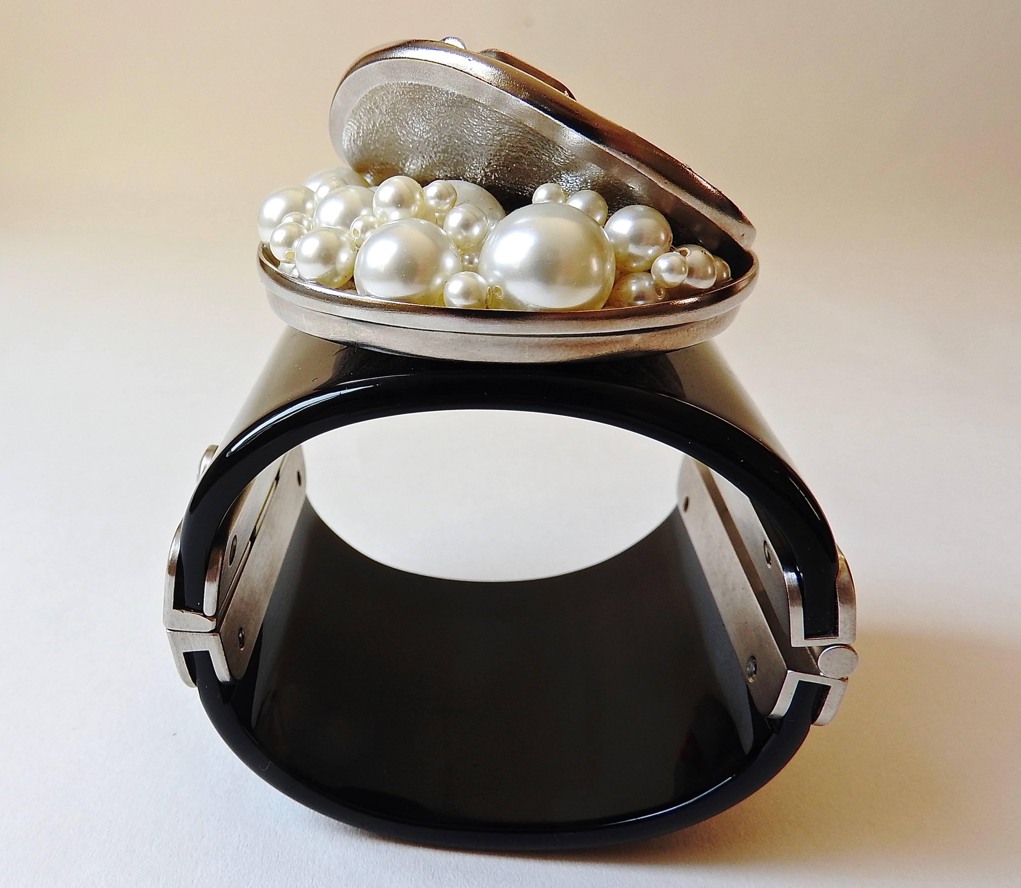 NEW Chanel ✿*ﾟSUPERMARKET GROCERY Caviar / Soda Can Glass Pearl Bangle Bracelet 3