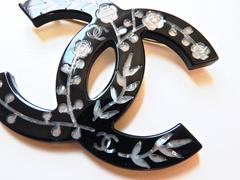 Chanel ✿*ﾟ 2010 Paris-Shanghai Jumbo Resin Brooch