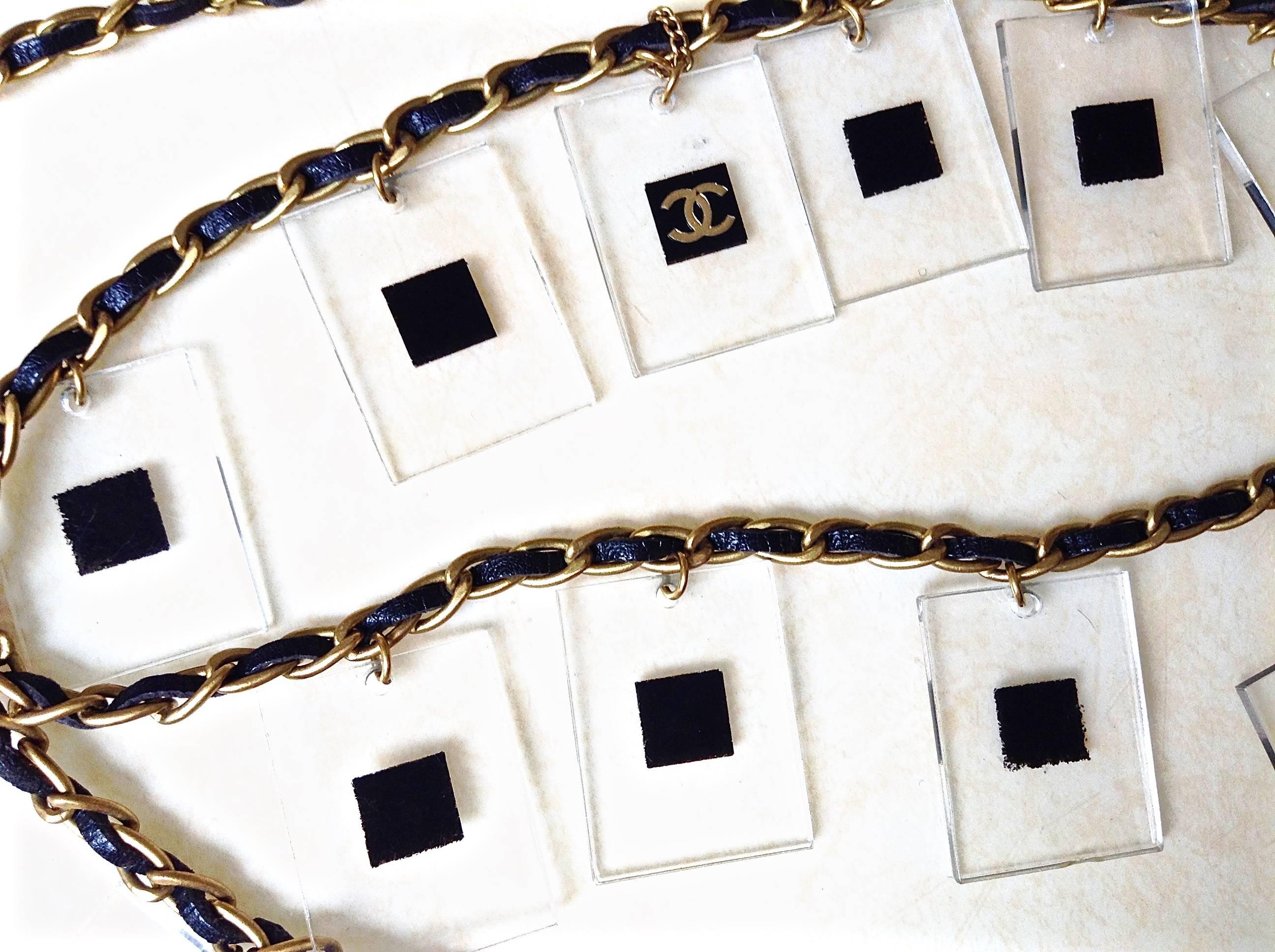 VINTAGE Chanel ✿*ﾟULTRA RARE 1994A Lucite Lambskin Chain Necklace Belt For Sale 2