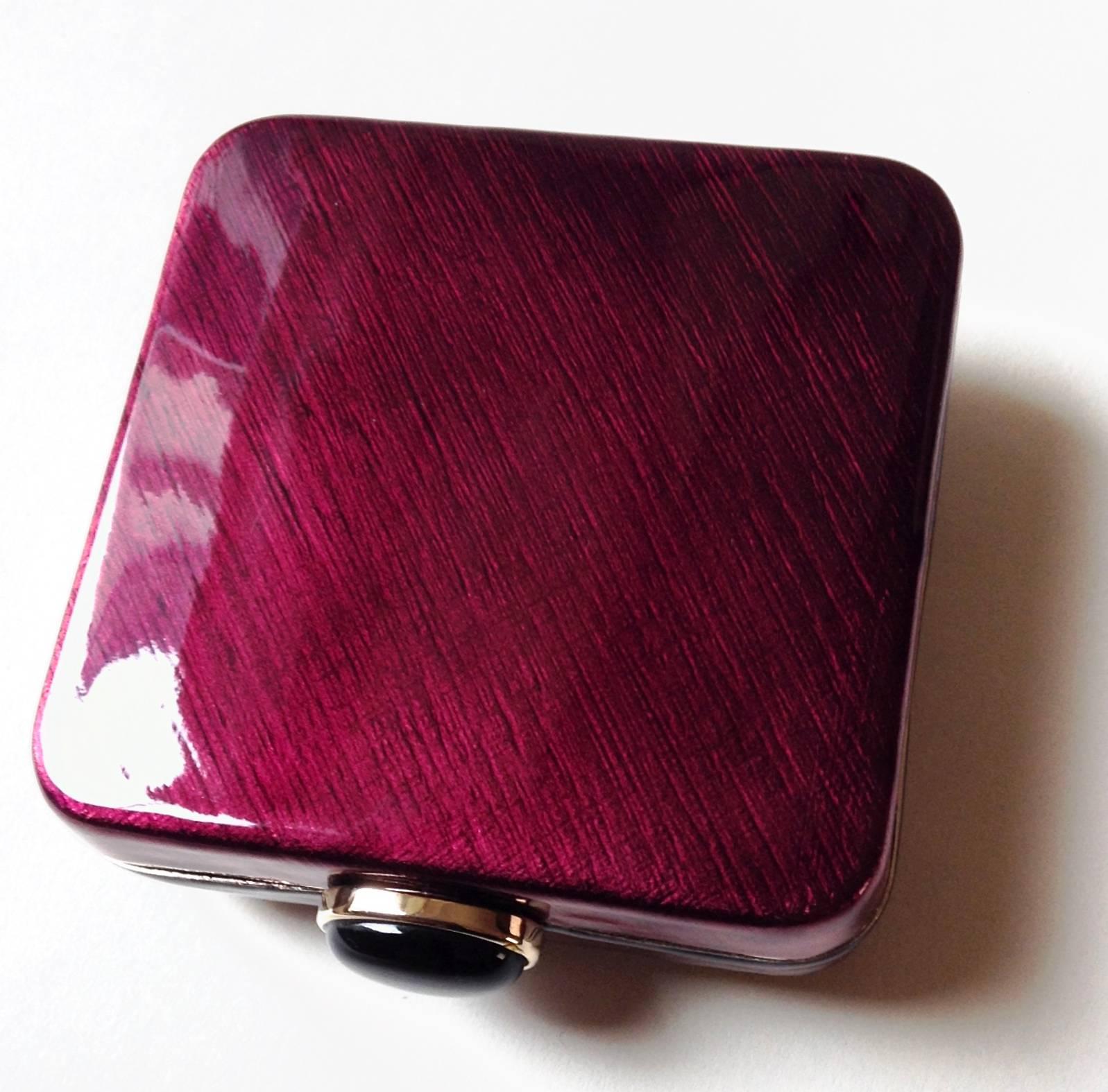 Yves Saint Laurent ✿*ﾟ2004 Tom Ford Jeweled Glass Cigarette Clutch Case YSL In Excellent Condition In KAOHSIUNG, TW