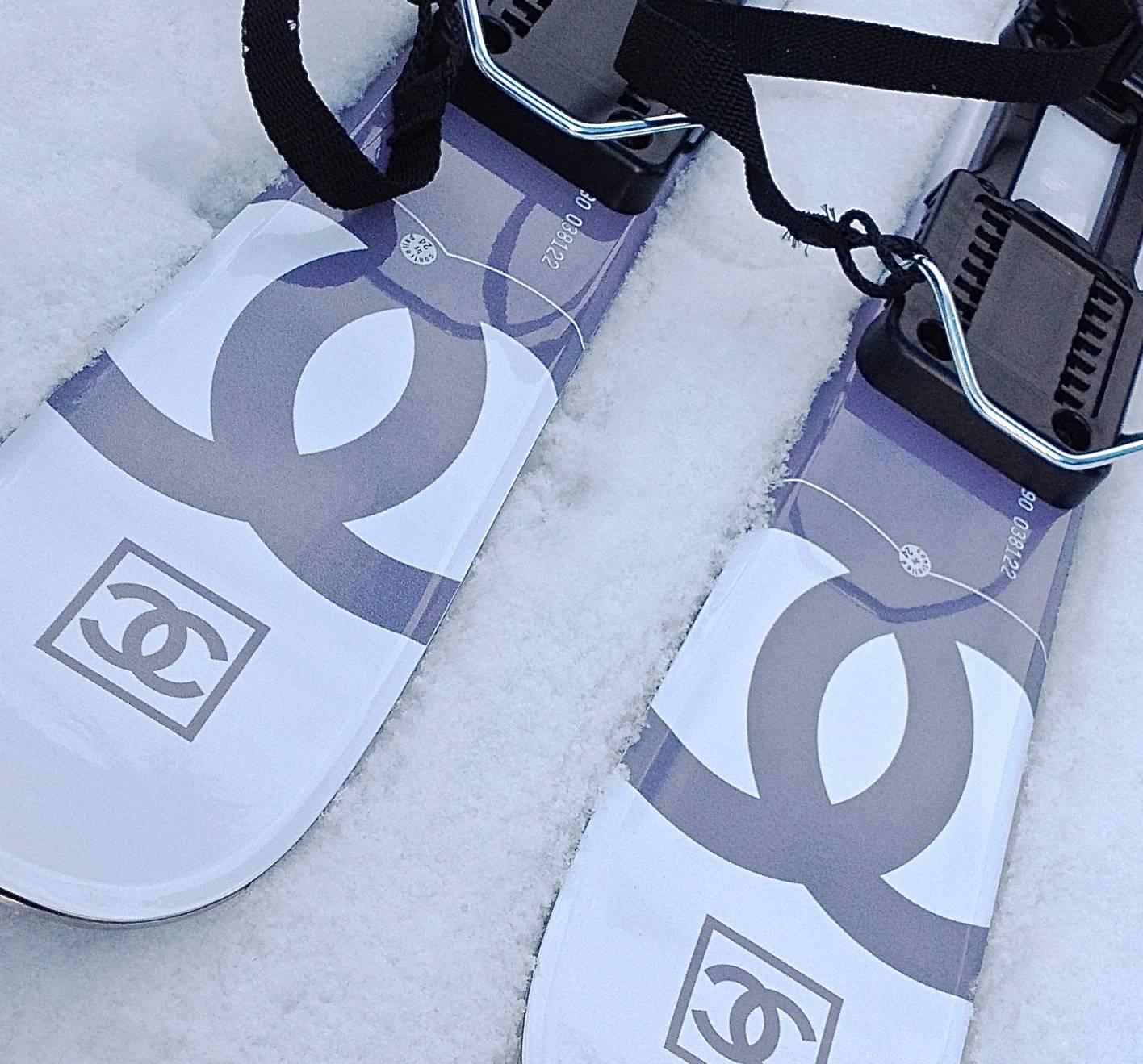 Women's or Men's NWT NEW Chanel  ✿*ﾟSnow Line Ski Board For Sale