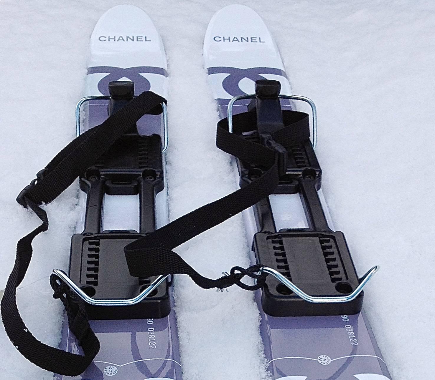 line skis hoodie