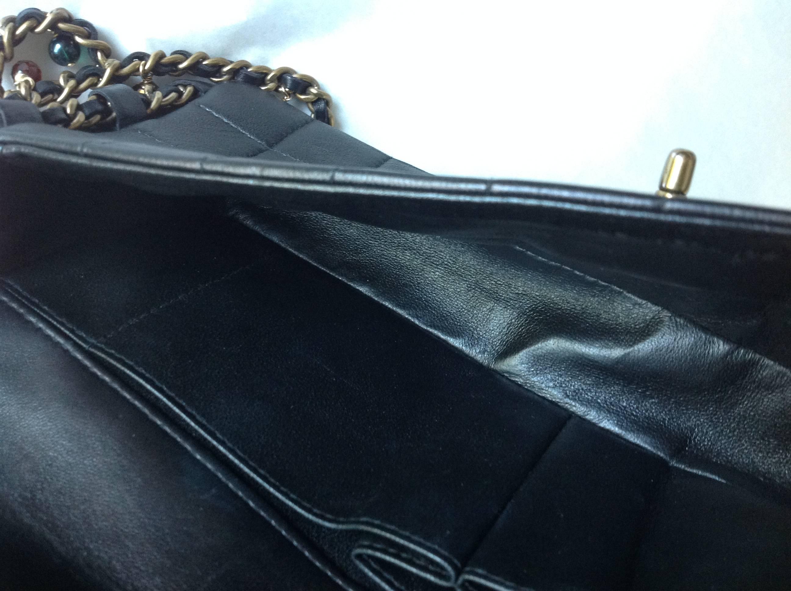 Vintage ✿*ﾟCHANEL BLACK Chain Gripoix Glass Pearl Lambskin Clutch Bag Handbag For Sale 3