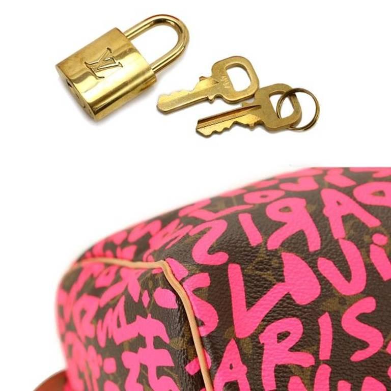 Louis Vuitton by Marc Jacobs Pink Speedy 30 Graffiti Bag In Excellent Condition In Chicago, IL