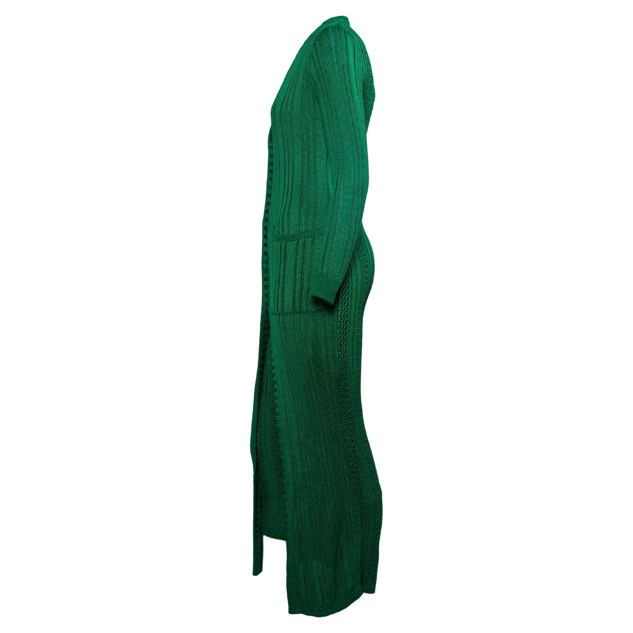 Vert F/W 1993 Gianni Versace Couture - Robe en maille verte + Cardigan à boutons Medusa en vente