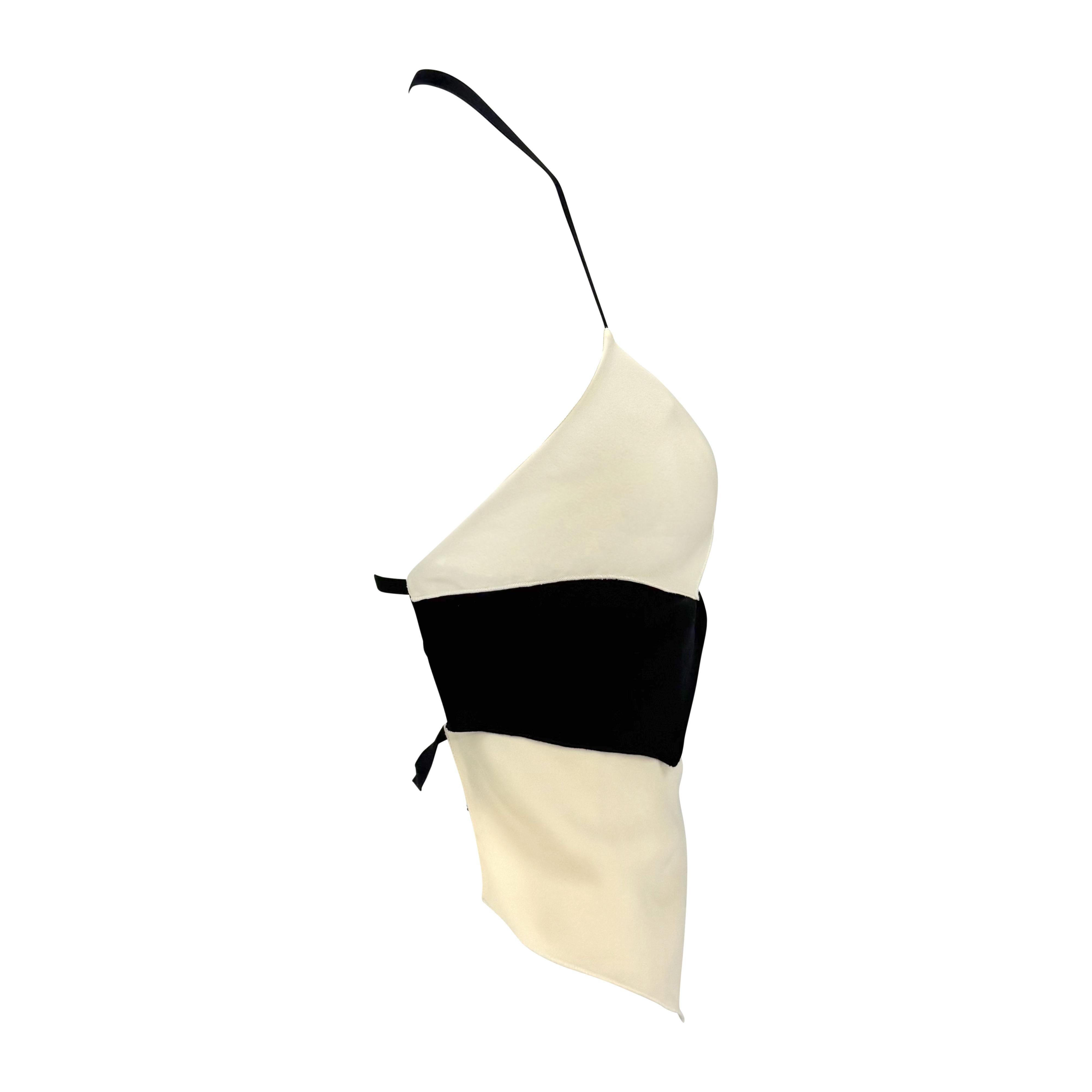S/S 2004 Giorgio Armani Runway Tiered Off-White Navy Backless Silk Top (Top de soie dos nu) en vente 2