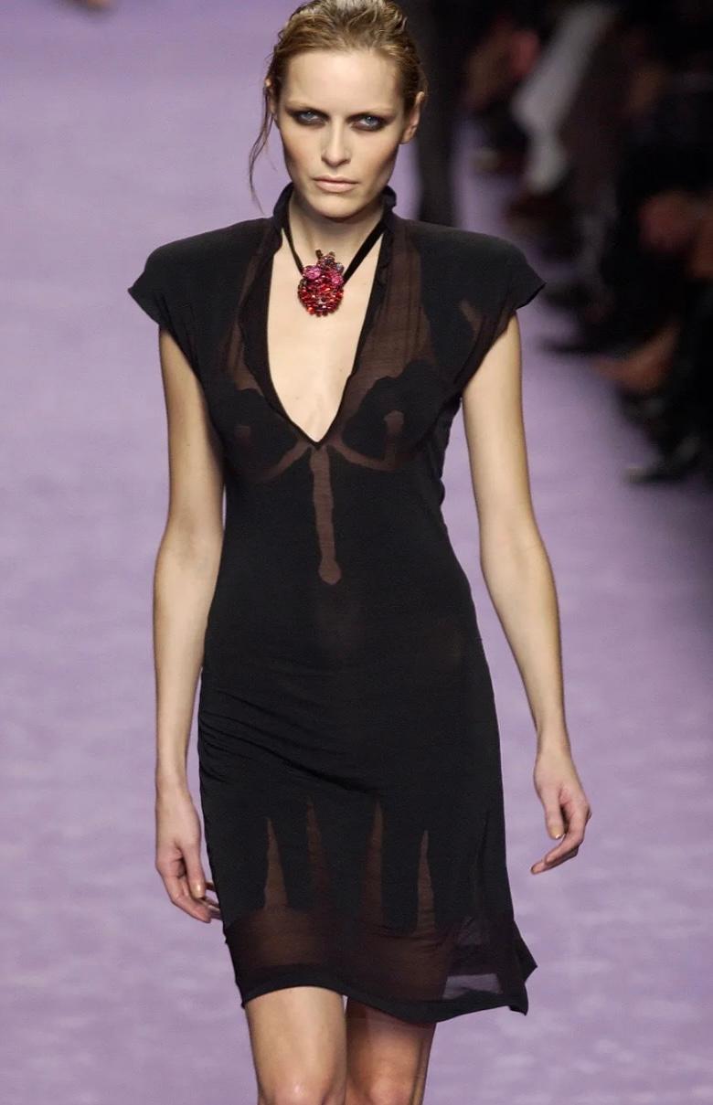 S/S 2003 Yves Saint Laurent by Tom Ford Pasarela Túnica con Diseño Anatómico Transparente Negro en venta