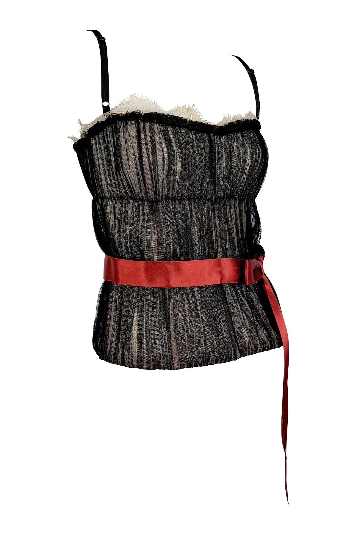 Dolce & Gabbana - P/E 2006 - Top bustier disossato con corsetto in tulle nero trasparente e fiocco rosso in vendita 3