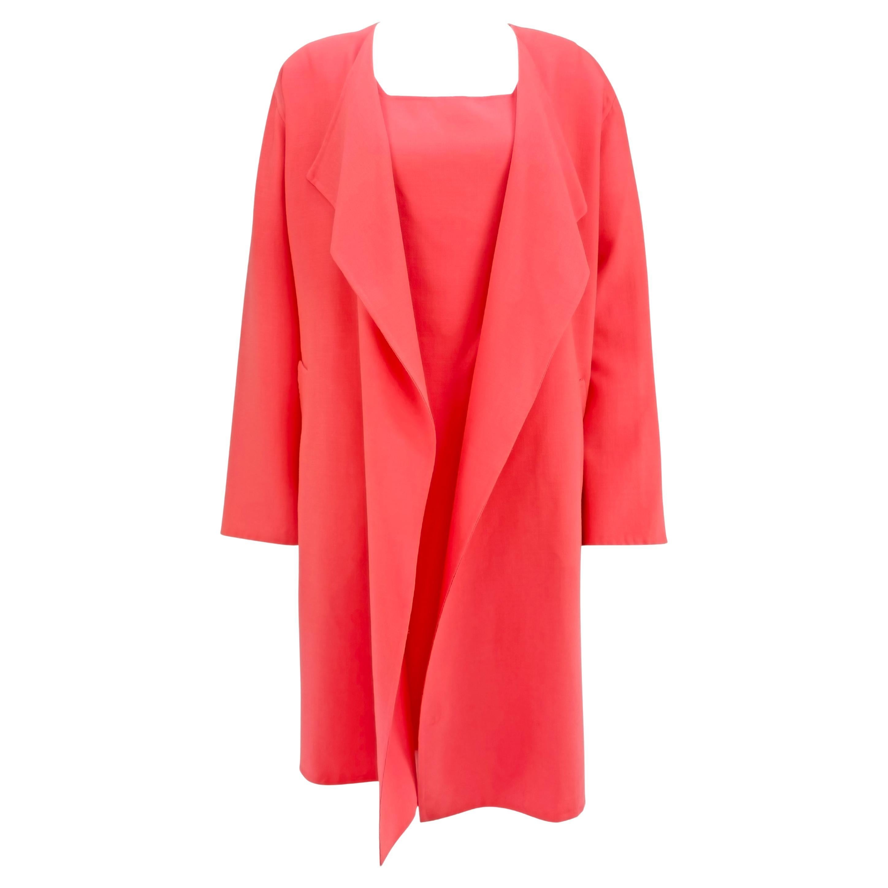 A/I 1996 Donna Karan Runway Rosa Brillante Abito soprabito in lana elasticizzata in vendita