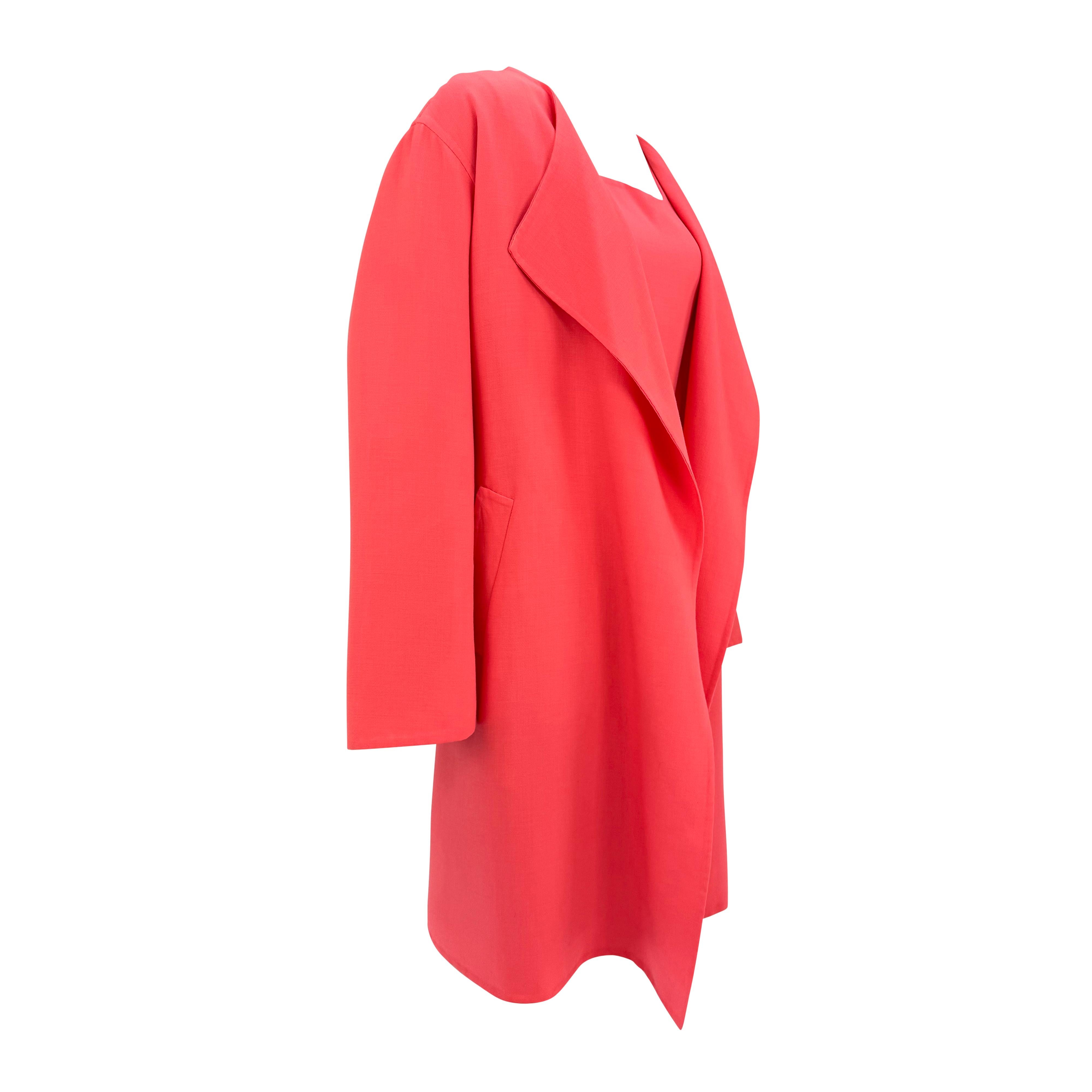 A/I 1996 Donna Karan Runway Rosa Brillante Abito soprabito in lana elasticizzata in vendita 4