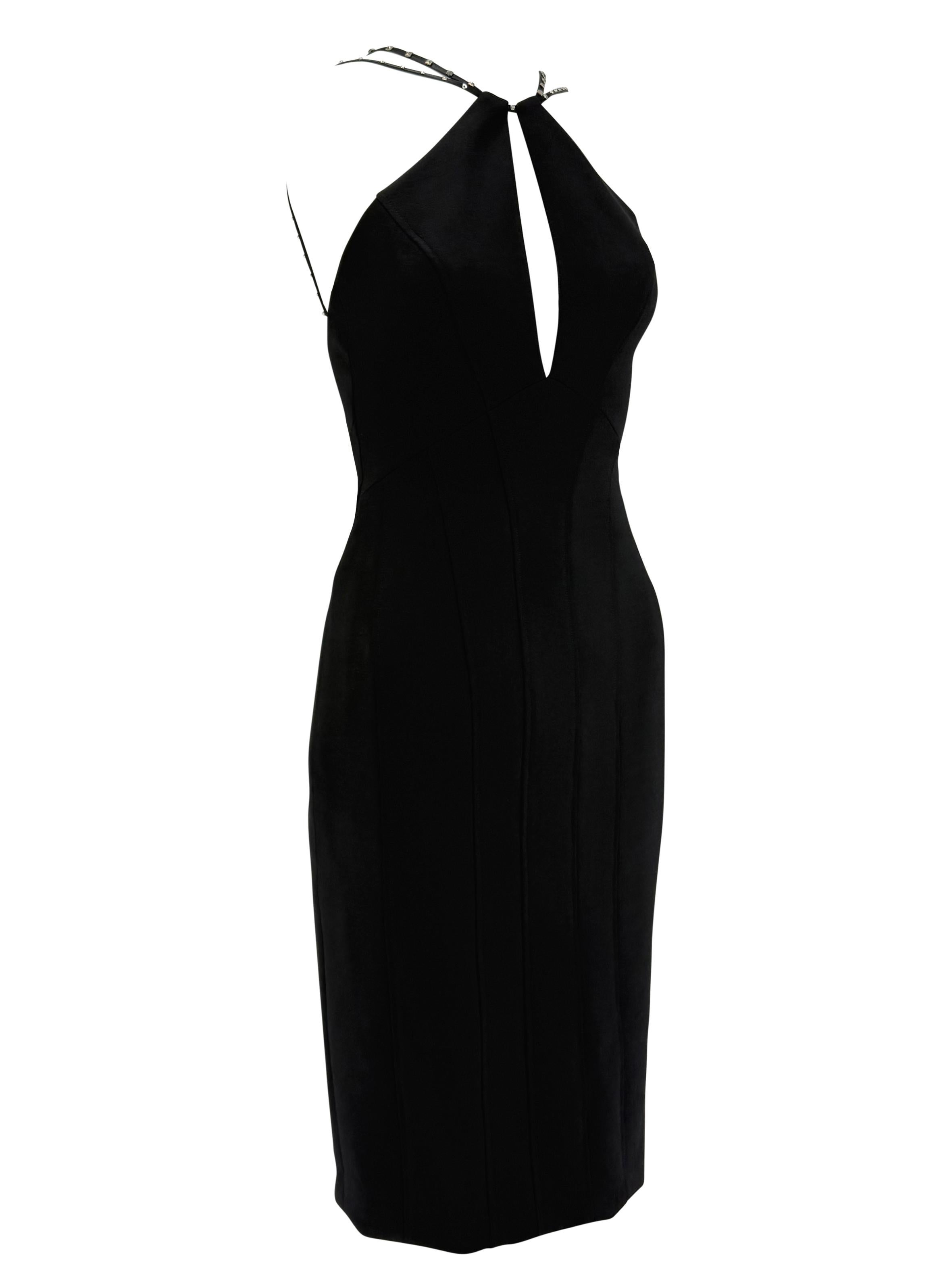 NWT F/W 2004 Versace by Donatella Runway Schwarzes Bleistiftkleid aus Wolle mit Nieten im Angebot 5